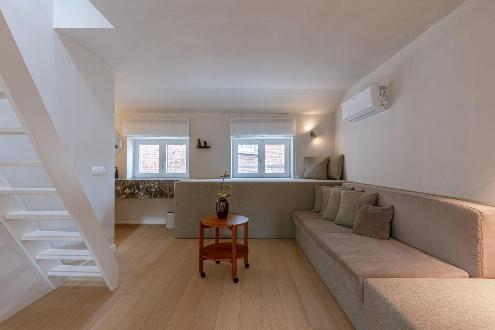 Апартаменти Huswell - Urban Getaway For Two In The Heart Of Антверпен Екстер'єр фото