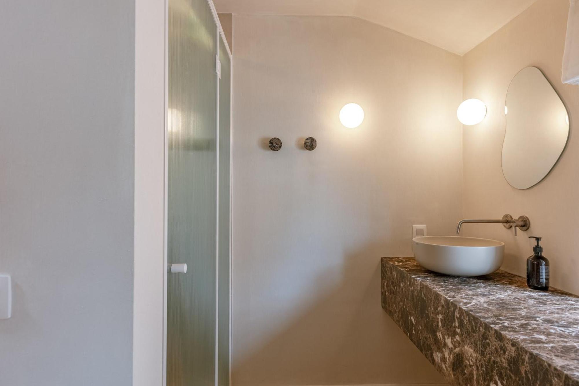 Апартаменти Huswell - Urban Getaway For Two In The Heart Of Антверпен Екстер'єр фото