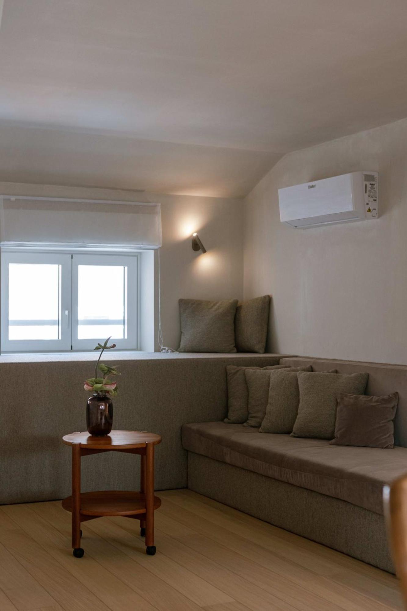 Апартаменти Huswell - Urban Getaway For Two In The Heart Of Антверпен Екстер'єр фото